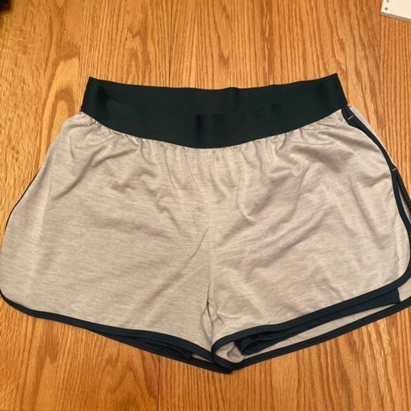 unknown Pants - Womens running shorts size Medium